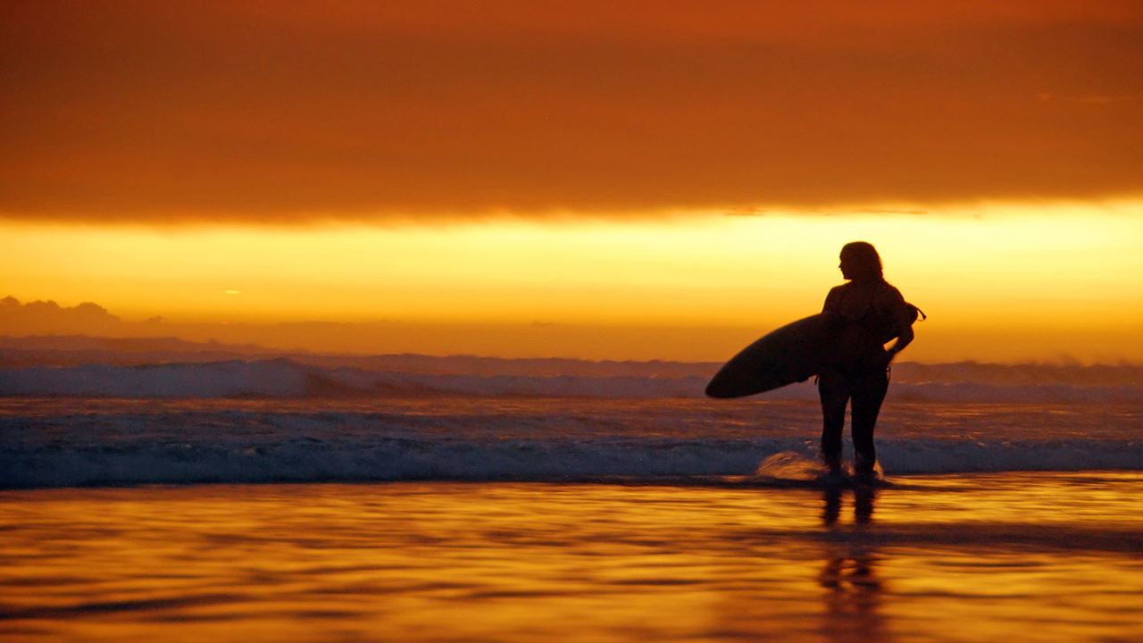 Surfing In Puerto Lopez foto 4