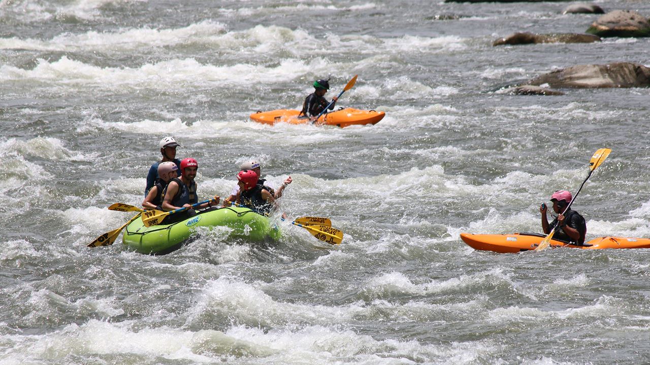 Rafting Em Baños De Agua Santa: Rio Pastaza Nível 3 E 4 foto 5