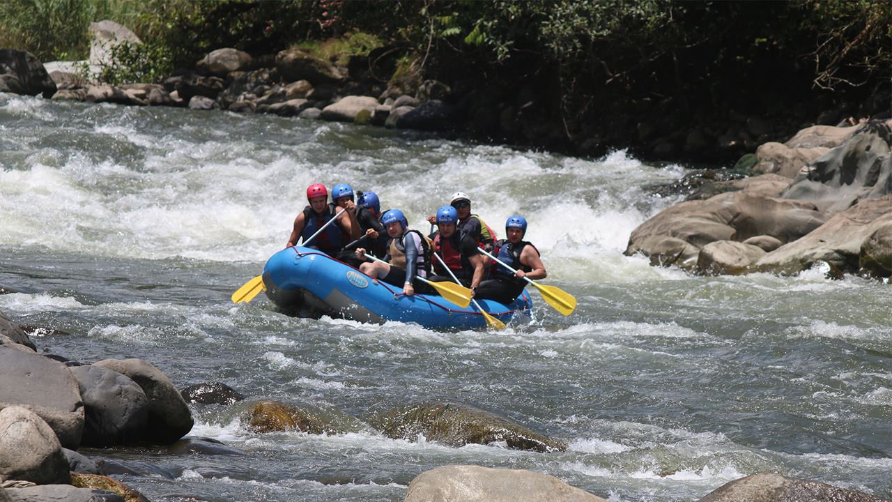 Rafting Em Baños De Agua Santa: Rio Pastaza Nível 3 E 4 foto 6