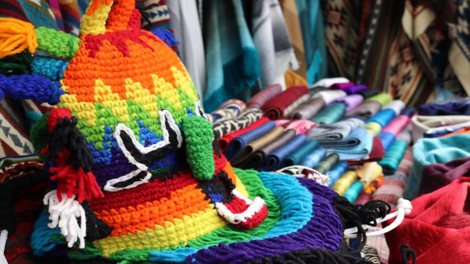 Tour Otavalo Market And Surroundings foto 1
