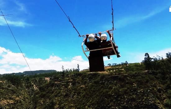 Quito Adventure And Half Of The World Panoramic Bus Tour foto 4