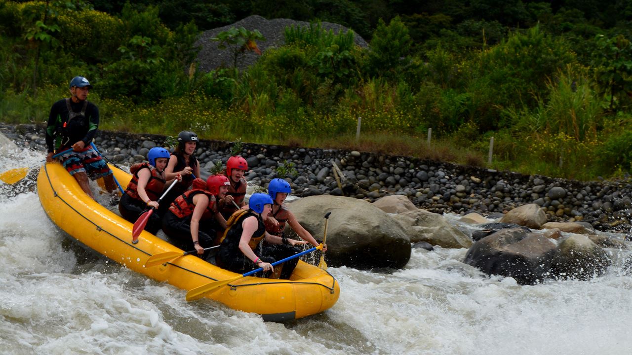 Rafting Em Baños De Agua Santa: Rio Pastaza Nível 3 E 4